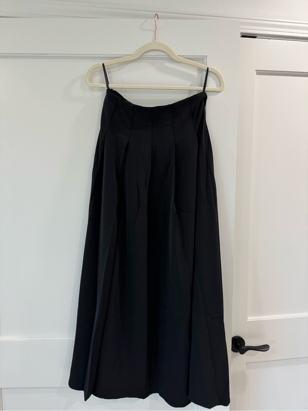 Women's Black A-Line Maxi Skirt with Pleated Detail